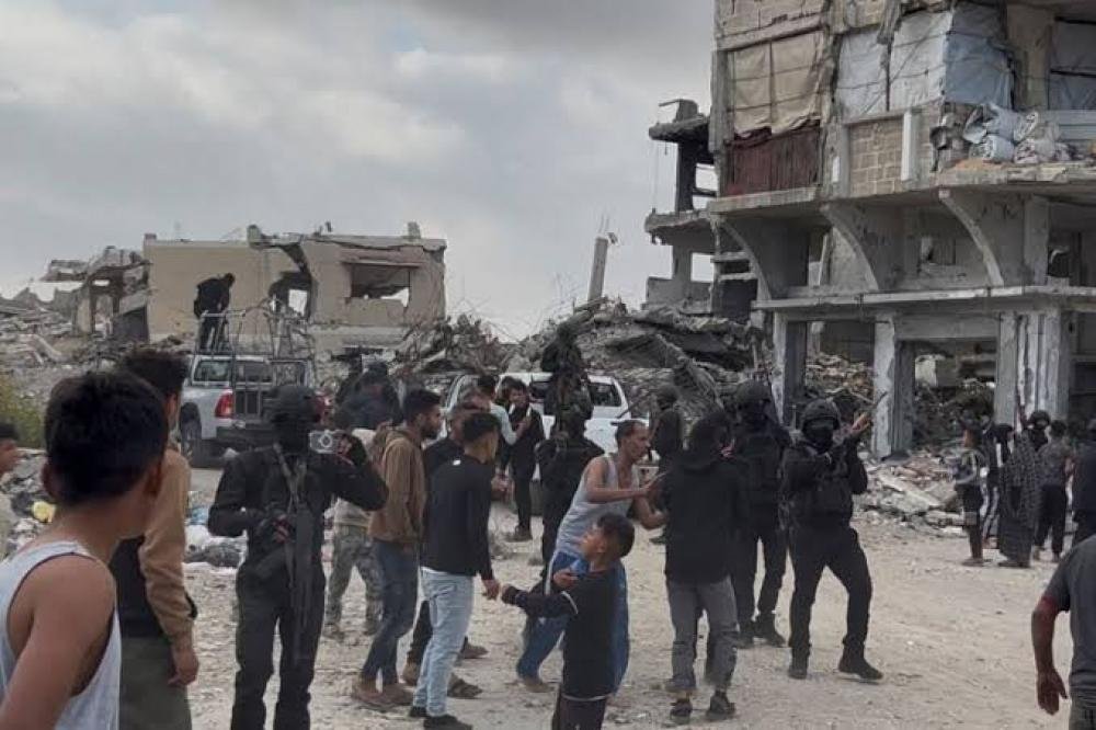 اعتداءات جنسية جماعية.. “رادع” توثق شهادات مروعة لفارين من معسكرات العملاء