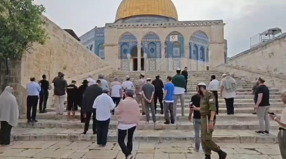 عشرات المستوطنين يقتحمون الأقصى ويُؤدون طقوسًا تلمودية أمام قبة الصخرة